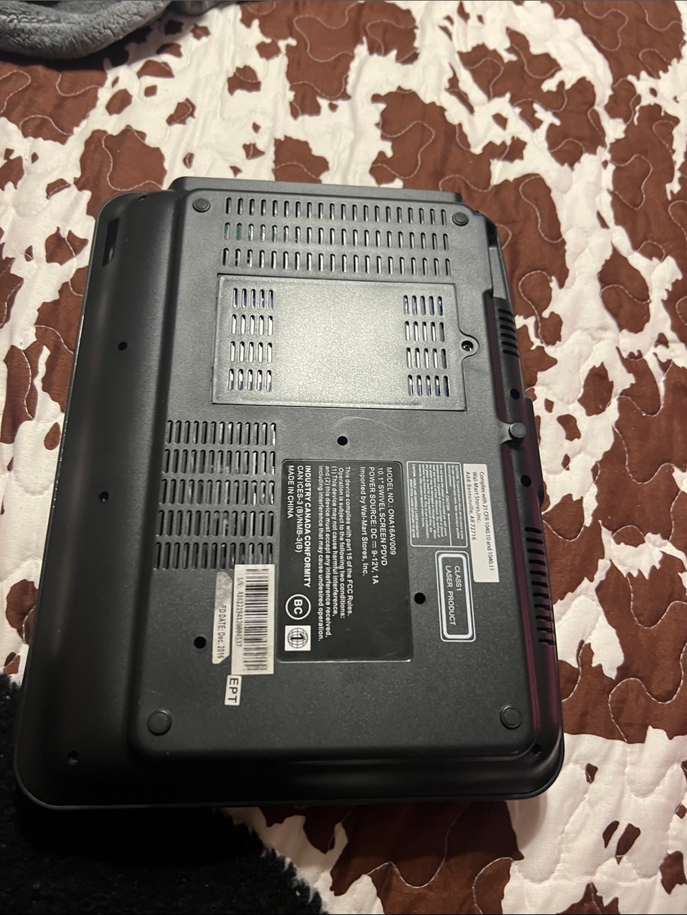 Portable Black Foldable DVD Player with Swivel Screen - Picture 3 of 3